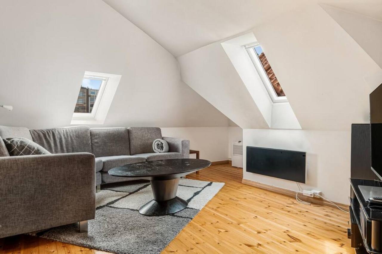 Dinbnb Apartments I Historical Two-Floor Apartment With Rooftop Panorama I 1645 Heritage Bergen Exteriör bild